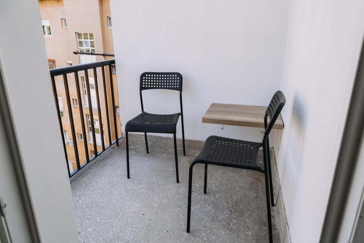 Constantin Inn Ni Extérieur photo